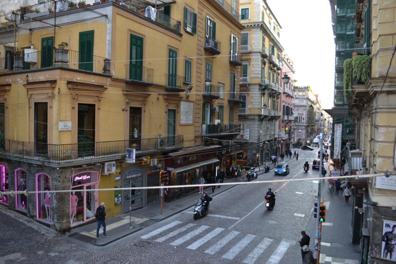 Questo Rinascimento Casa Brigitte Naples Exterior photo